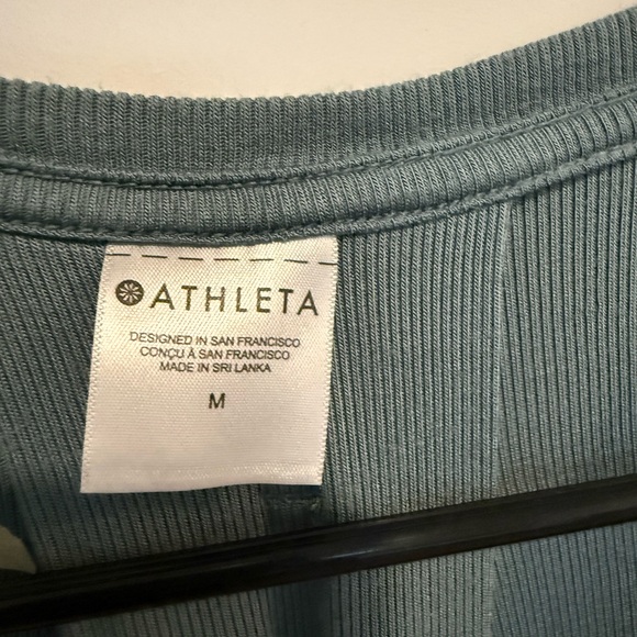 ATHLETA MOVE WITH EASE RIBBED TEE OXIDIZED GREEN MEDIUM - Picture 2 of 3